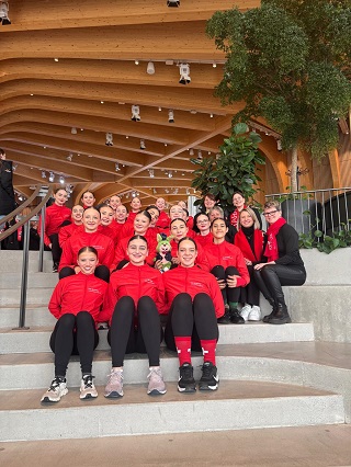 ISU World Junior SYS Championsships Starlight Elite gesamte Delegation web